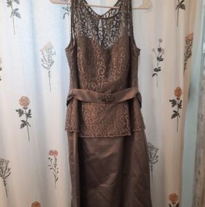 Elegant Lace Grey Dress